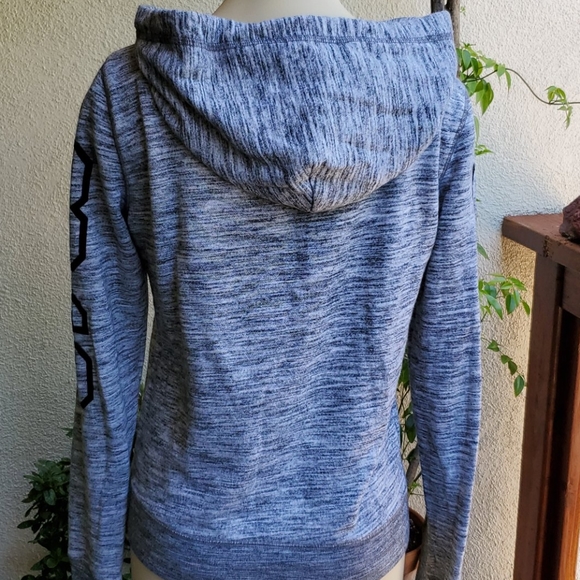 Pink VS zippered sweatshirt with hoodie 😍 1990's Look at the pictures great con - Picture 7 of 8